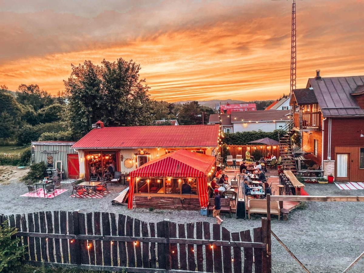 Auberge Mandala Сен-Матье-дю-Парк Экстерьер фото