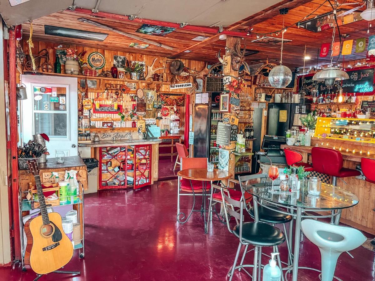 Auberge Mandala Сен-Матье-дю-Парк Экстерьер фото
